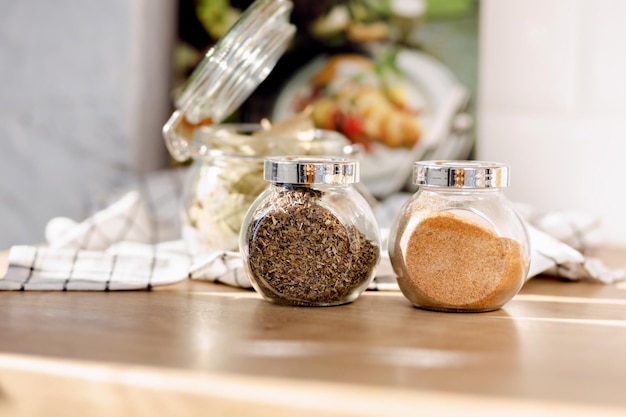 kuchynské náradie a dochucovadlá